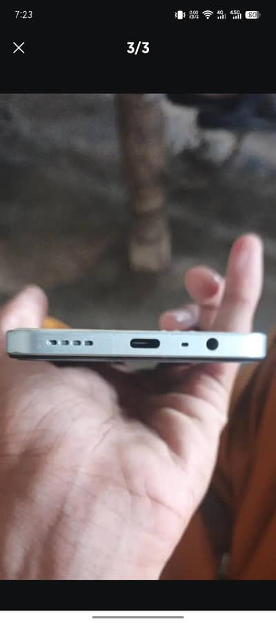 chiz ok ha bhia mujha pasia zoorat ha