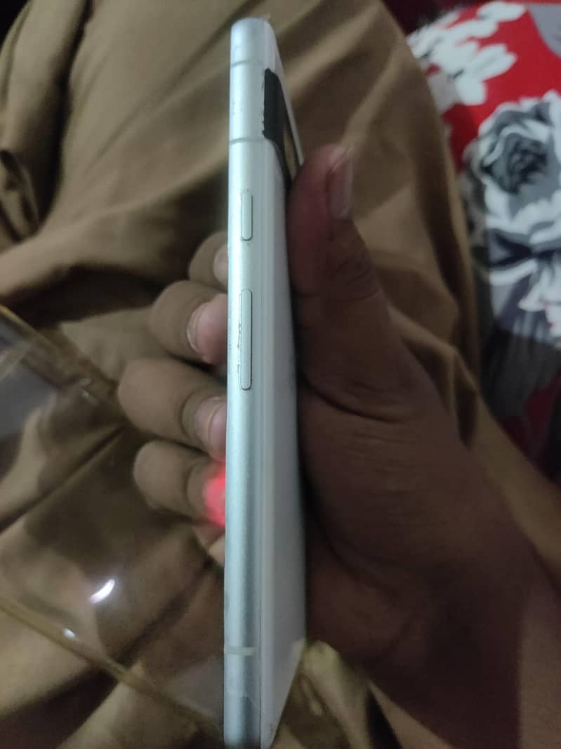 Google Pixel 7a 3