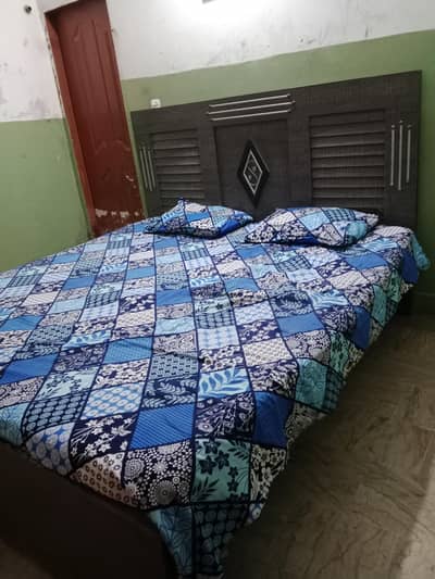 King size wooden bed with Matress
