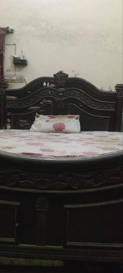 king size bed