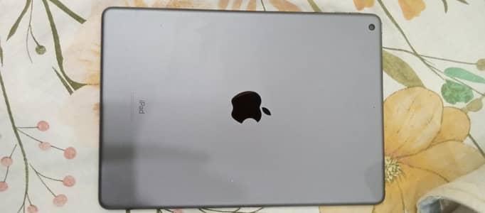 Apple iPad 8 gen (32GB) – Fully Working, Clean Condition