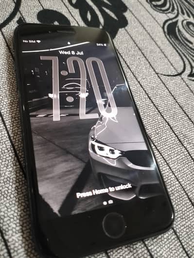 Apple iPhone SE