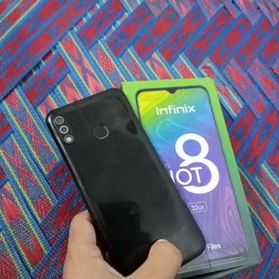 Infinix Hot 8 Lite