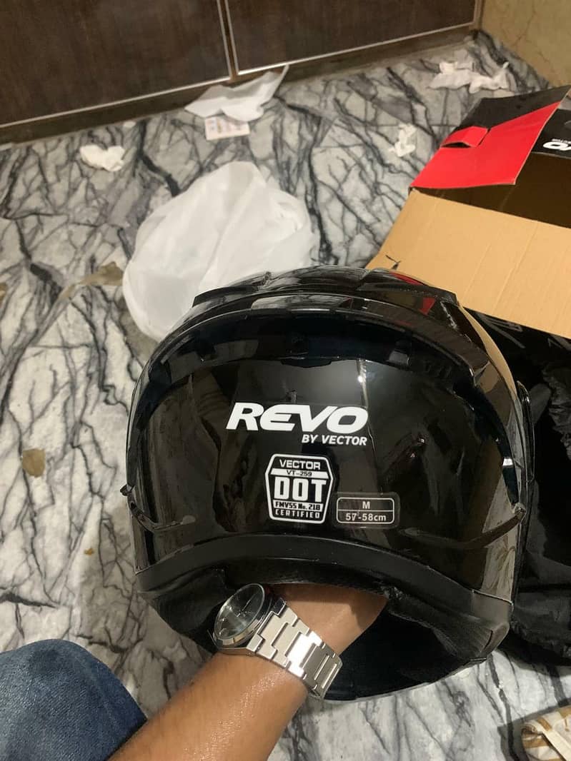 revo by vector 1