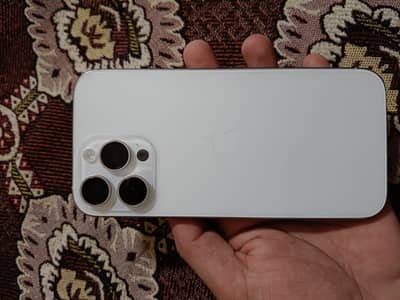 Apple iPhone 16 Pro Max jv