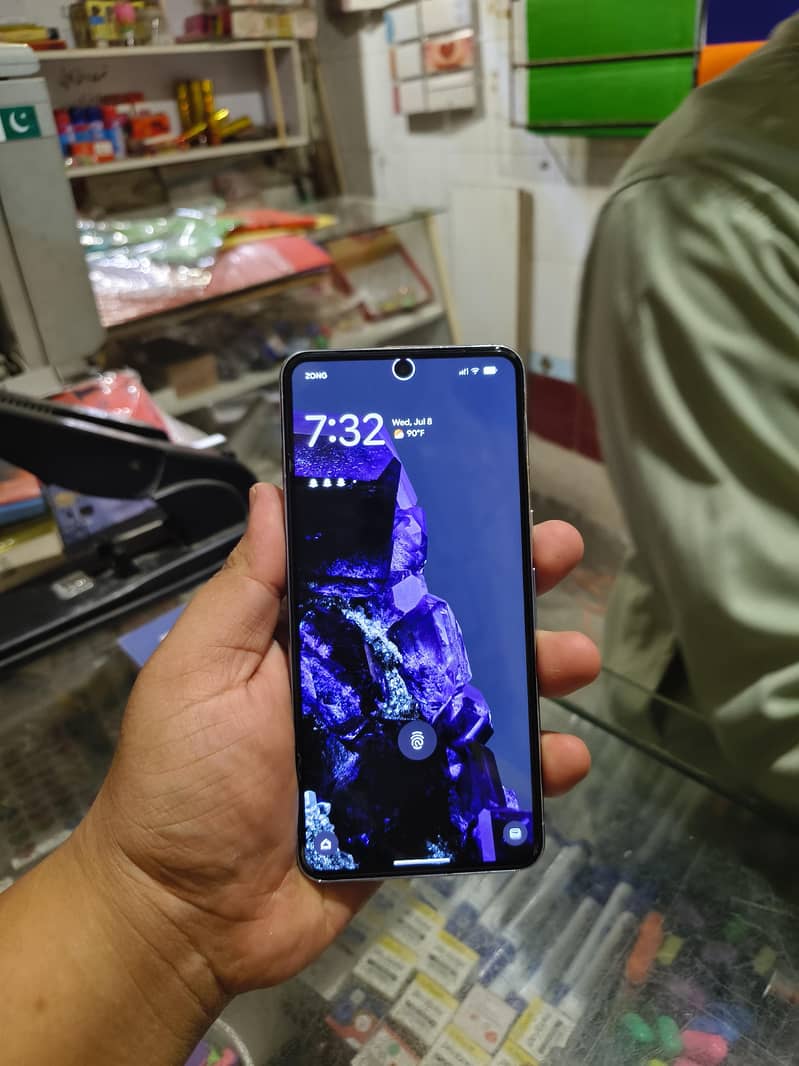 Google Pixel 8 Pro 1