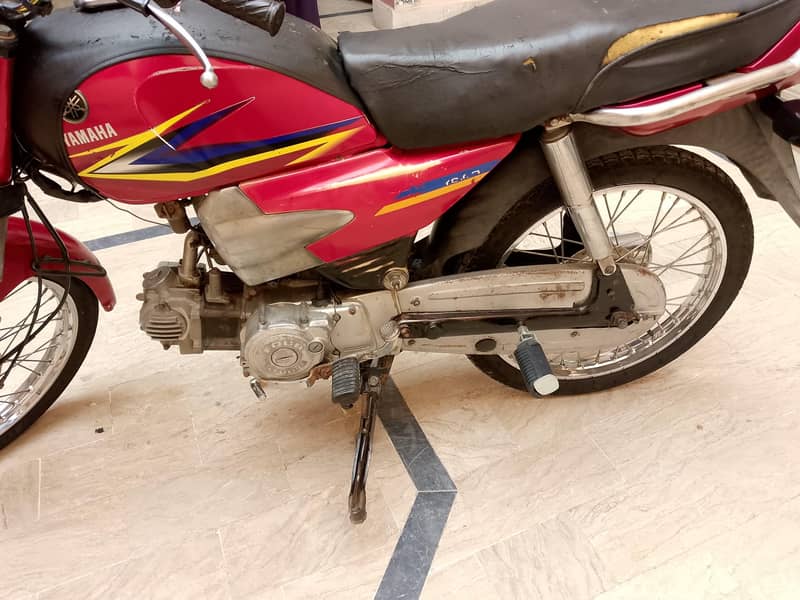 Yamaha Junoon 7