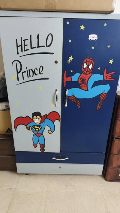 Kids wardrobe