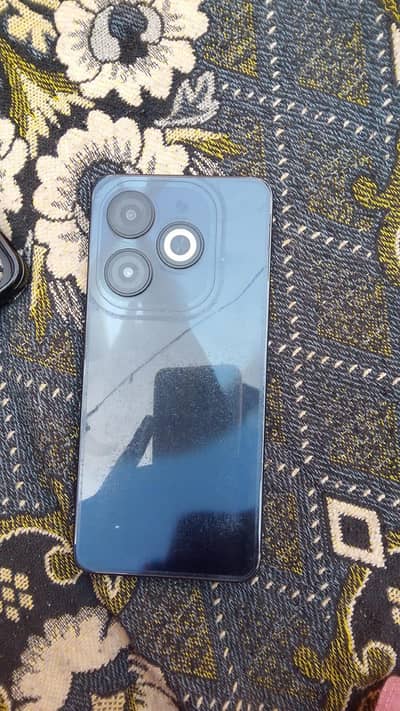 Infinix Smart 8 4,64