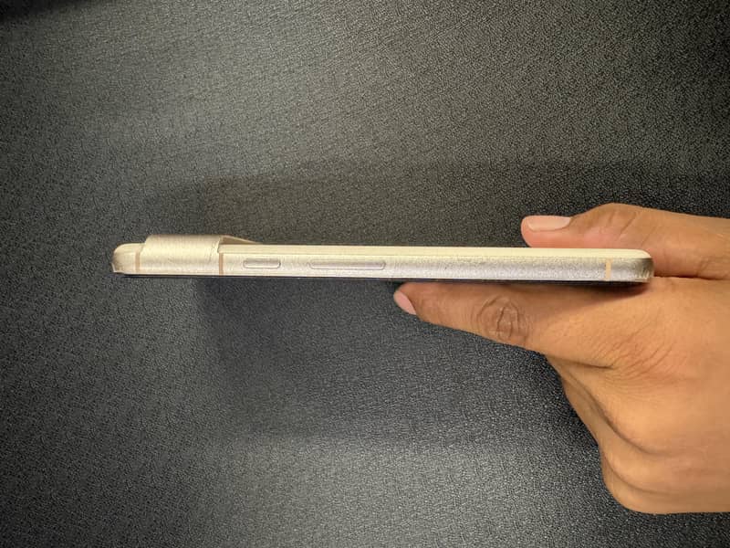 Google Pixel 8 3
