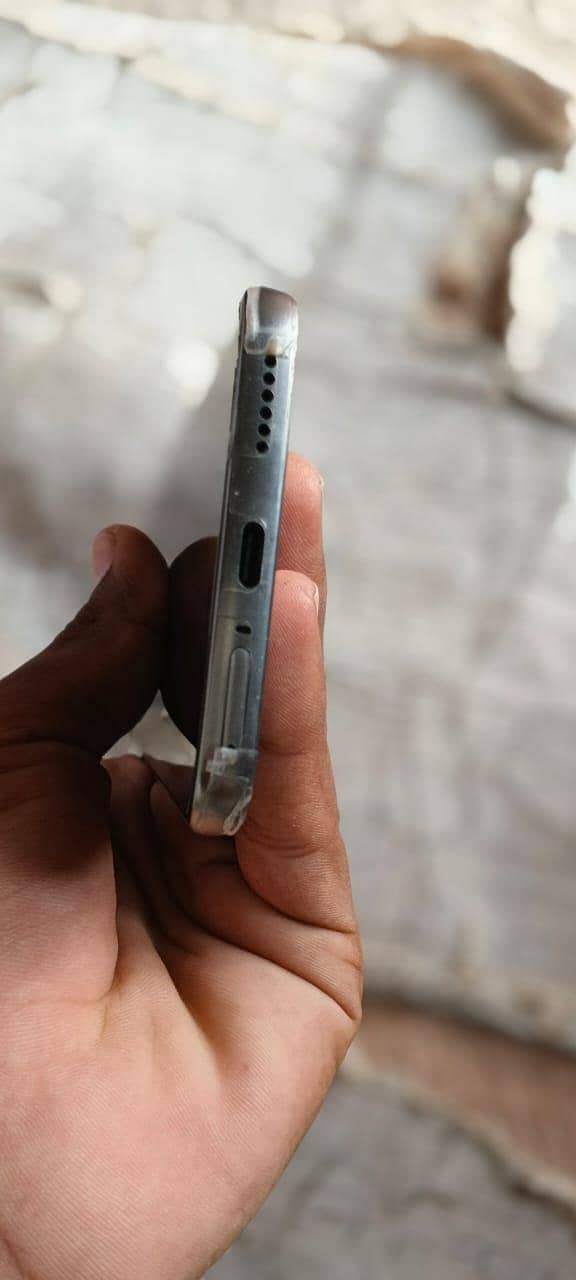 tecno comon 50 pro 4