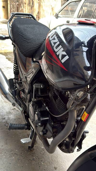 SUZUKI GR 150