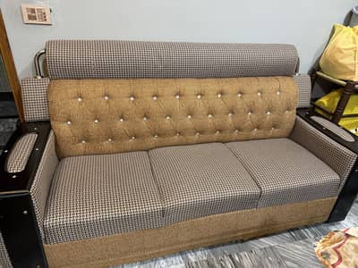 sofa set for sale in fine condition