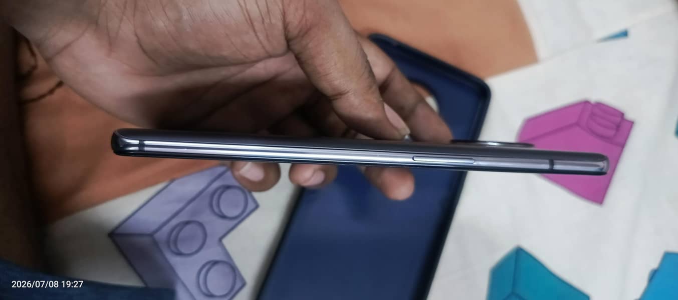 One Plus 7T 4