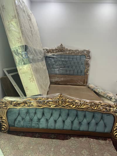 Bed for sale on good condition condition
