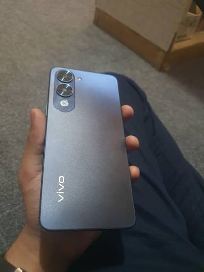 Vivo Y04 Jade green colour 4+4 extended ram 64 GB Rom 6inch screen