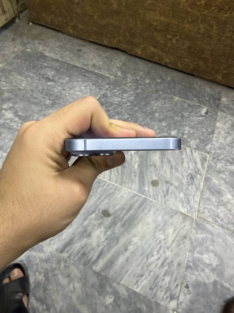 Apple iPhone 14 Plus 3