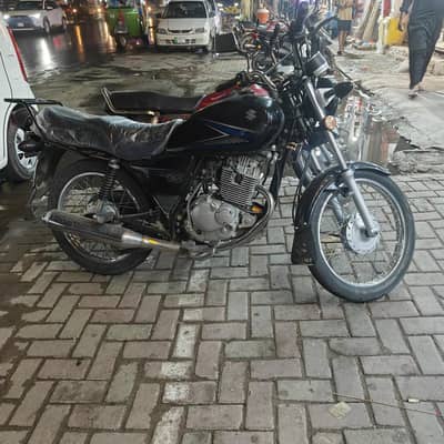 Suzuki Gs 150 2025 look like New