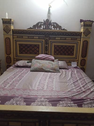 bed dressing and almari for sale