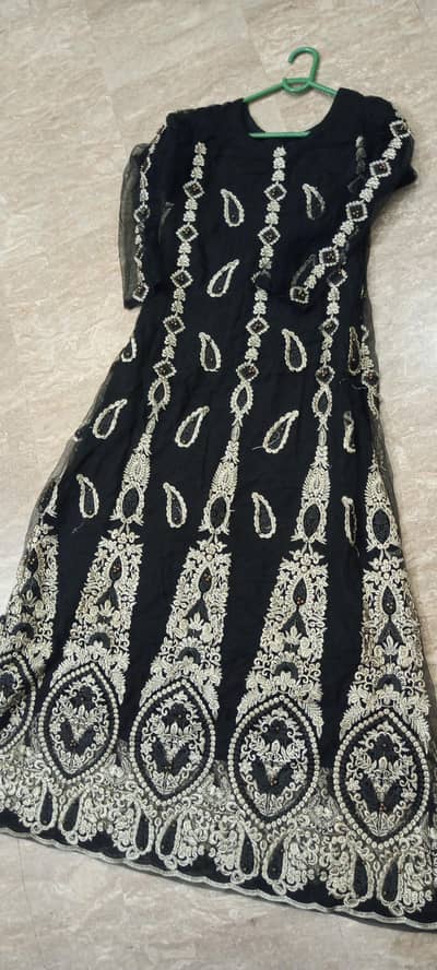 chiffon maxi with attatch lining and dupatta, almost new
