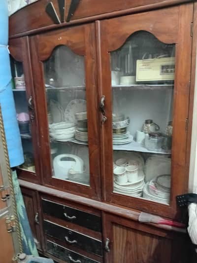 Pure wood showcase