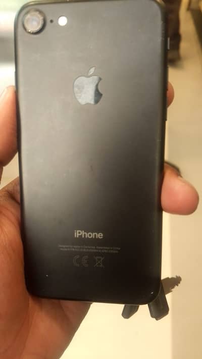 Apple iPhone 7