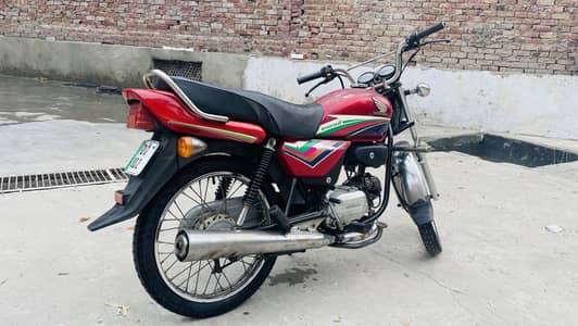 Honda 100 2012 model almost original