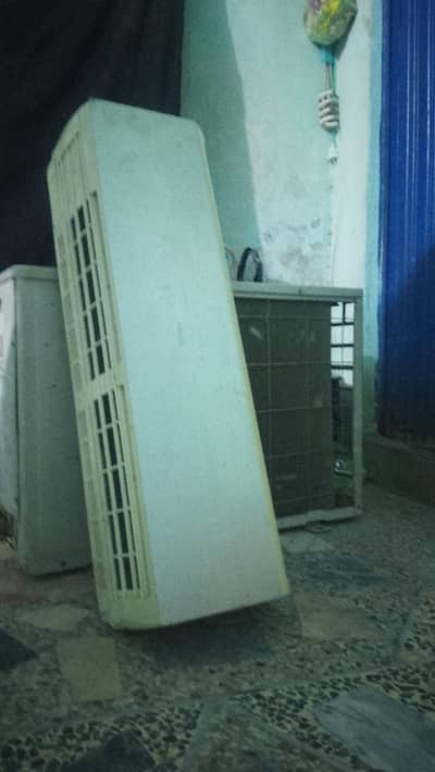 1 ton non inverter ac fully functional