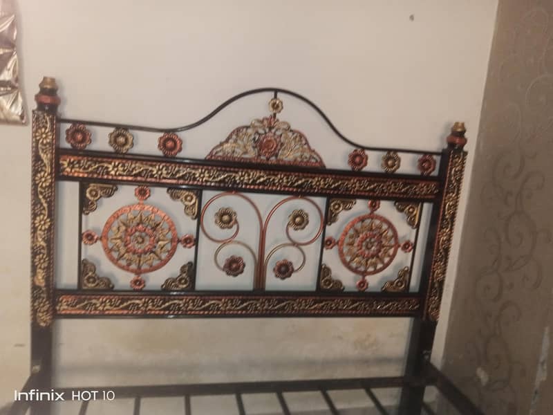 double bed 0
