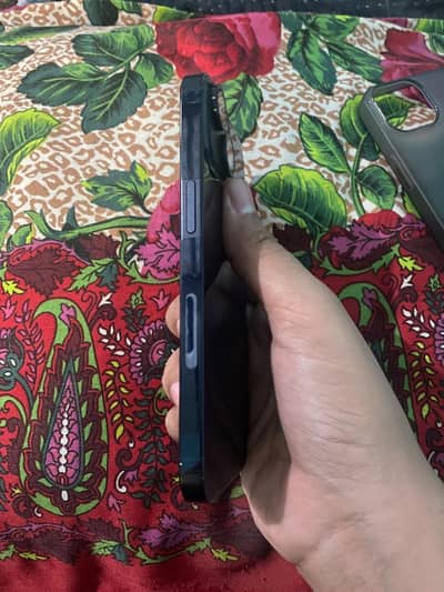 Apple iPhone 14