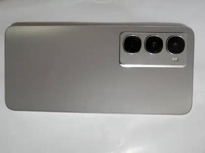 Itel City 100