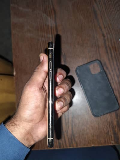 Apple iPhone 11 Pro jv