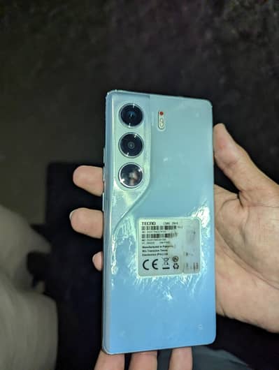 Tecno CAMON 40 Pro