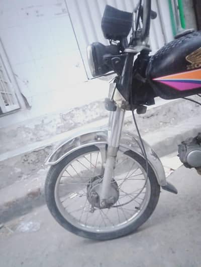 genuine condition bike. 03047067943. is num per hour rabta kren