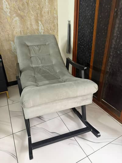 Swing Sofa With Table
