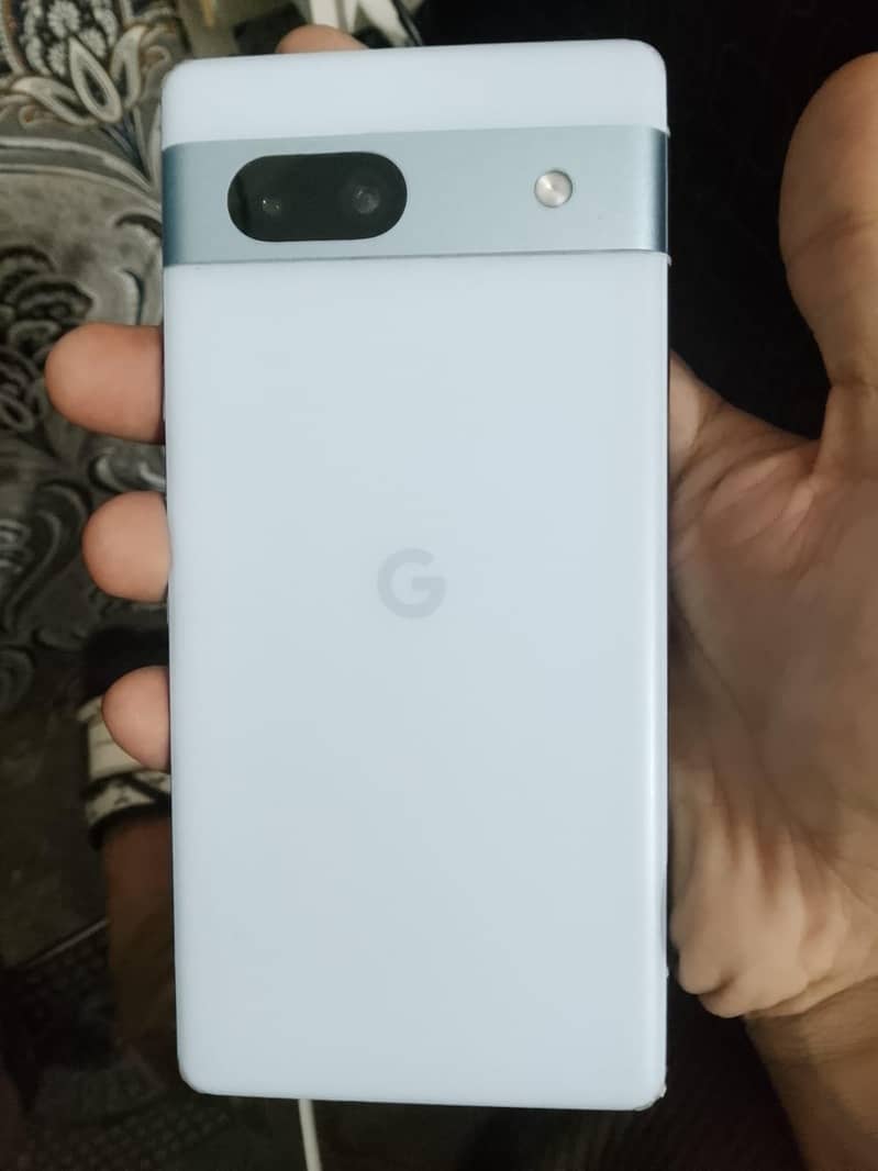 Google Pixel 7a 2