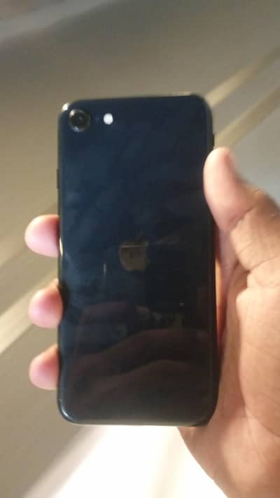 Apple iPhone SE 3