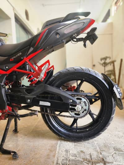 Benelli TNT 150i 2019