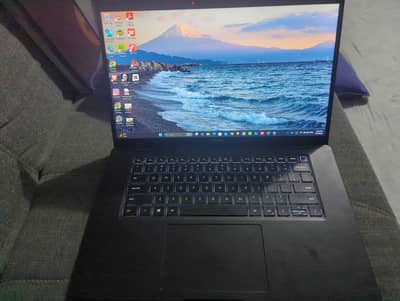 DELL latitude 7520