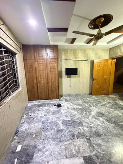 06 Marla Ground Portion Available For Rent (Near Qurban School)