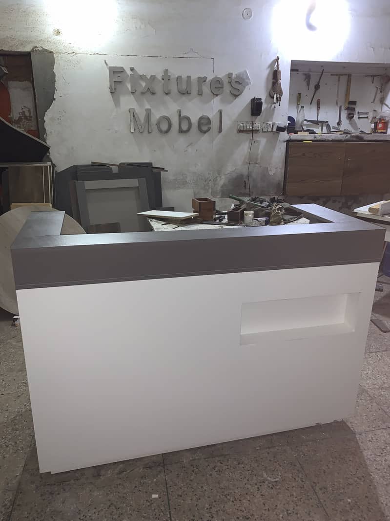 Reception Table/ counter 1