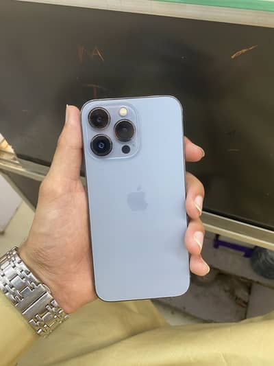 Apple iPhone 13 Pro