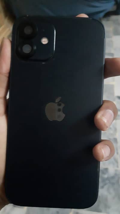 Apple iPhone 12