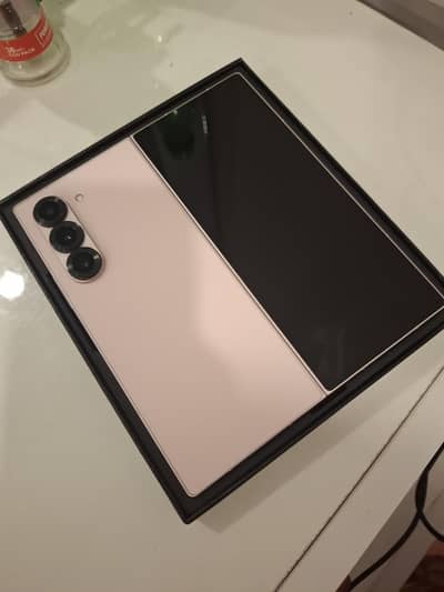 Samsung Mobile Z Fold 6