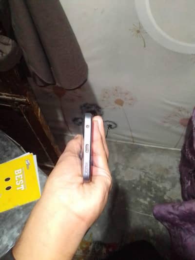 Realme C35