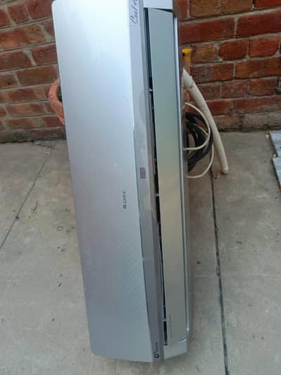 Gree G10 inverter ac  1 Ton