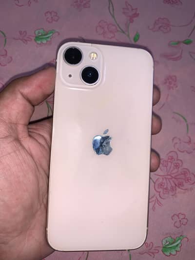 Apple iPhone 13