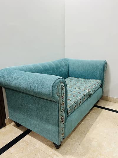 I’m selling it because I’m getting a new sofa