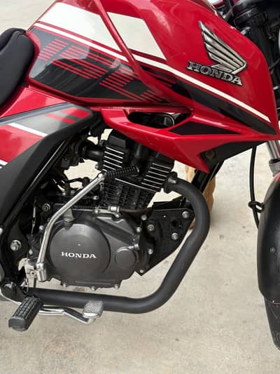 Cb150 F red