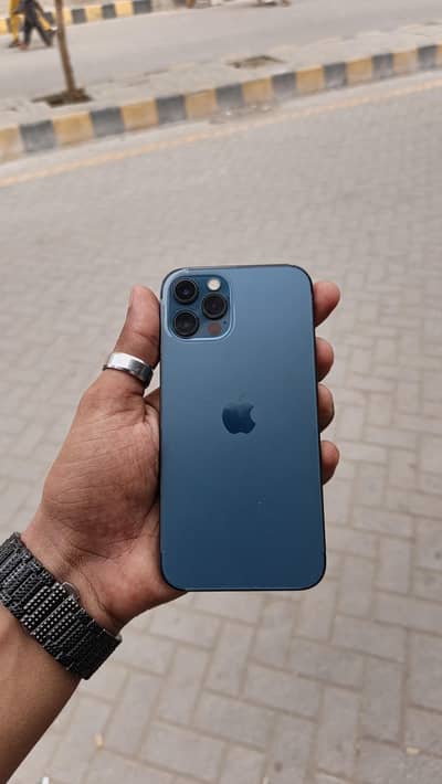 Apple iPhone 12 Pro